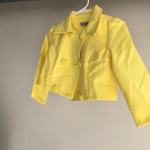Short yellow suit